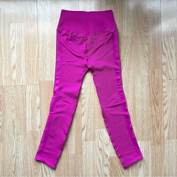 NWT Free People Movement Pink Free Throw Leggings - Size: Small - Picture 8 of 9